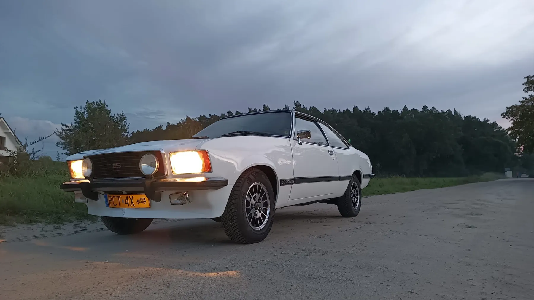 Opel Commodore