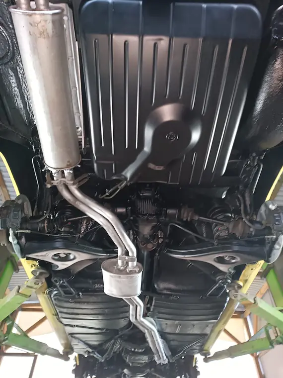 Mercedes W114, zdjęcie 11