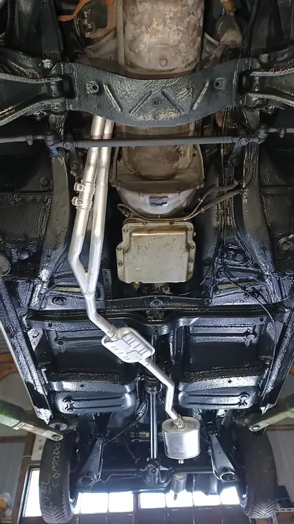 Mercedes W114, zdjęcie 14